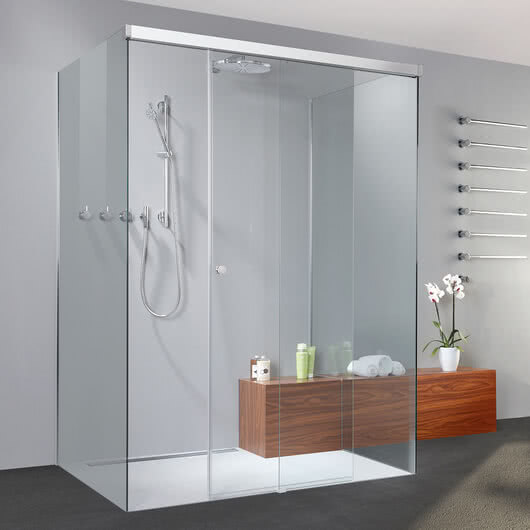 Tansa shower with open door