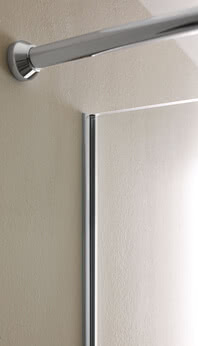 Fortuna shower with flush-mounted profile and stabilizing bar on the wall side in Renovation Deluxe Style