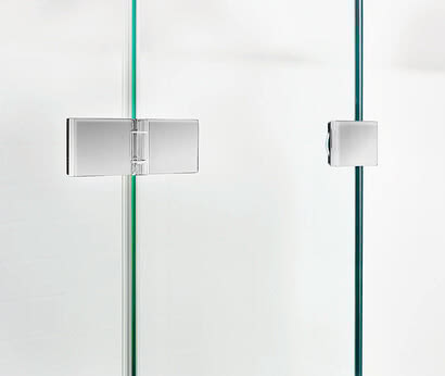 Fortuna shower with hinge and handle, exterior