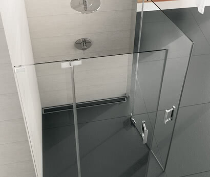 Achat R Plus shower corner access