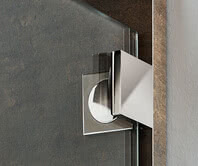 Inloop glass–wall hinge from exterior