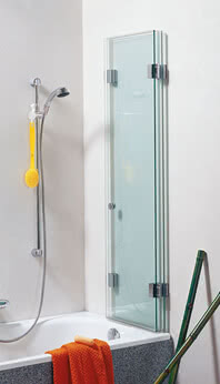 XXL shower, three-section door on bathtub, open