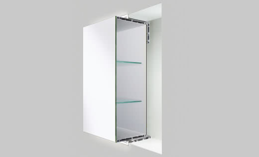 SPRINZ Kuechenschrank Einbaubox Schnitt Alu MontageTuer weiss 2 WEB.jpg