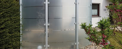 SPRINZ custom solution for glass privacy screens