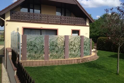 SPRINZ glass privacy screens