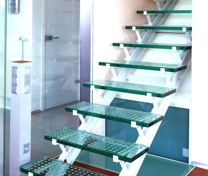 SPRINZ Non-slip glass stairway