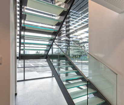 SPRINZ Non-slip glass stairway