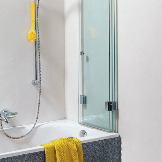 Eine Duschwand für die Badewanne