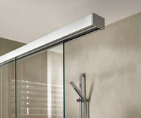 No stabilizing bar is required for the bathtub solution with a Tansa sliding door.