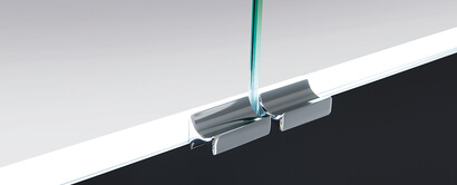 Griffe des SPRINZ Spiegelschrank Pure-Line mit beleuchtetem Rahmen